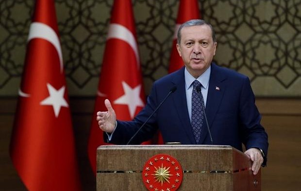 Эрдоган выступил во Дворце перед мухтарами Турции