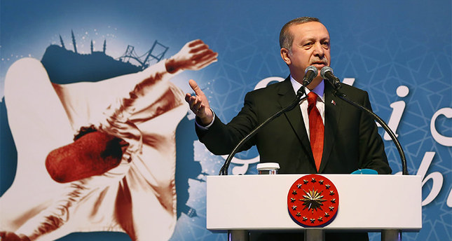 Эрдоган осудил терроризм и российские бомбардировки