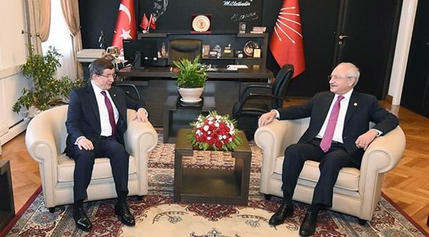 Давутоглу и Кылычдароглу обсудили новую Конституцию