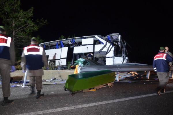 ДТП в Балыкесире: 8 погибших, 42 пострадавших