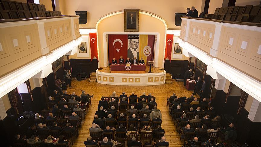 УЕФА заставило Галатасарай паниковать