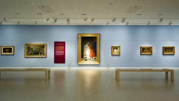 Богатые турецкие любители искусства