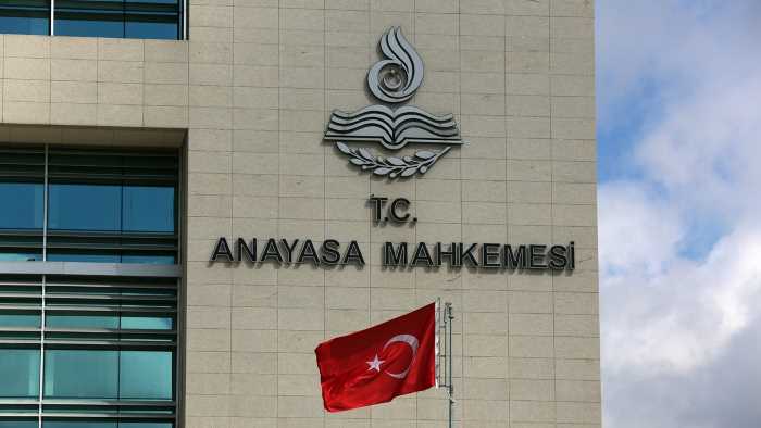 Суд Стамбула просит отменить статью «Об оскорблении Президента»