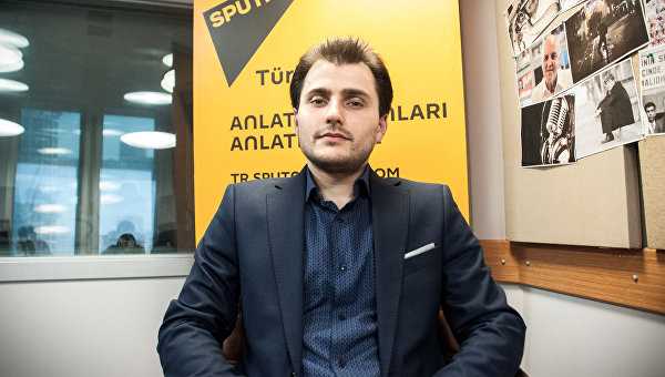 Сотрудник консульства встретился с главредом Sputnik