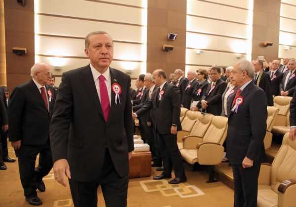 Эрдоган не пожал руку Кылычдароглу
