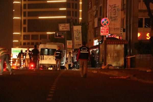 Два вечерних взрыва в Стамбуле: 3 пострадавших