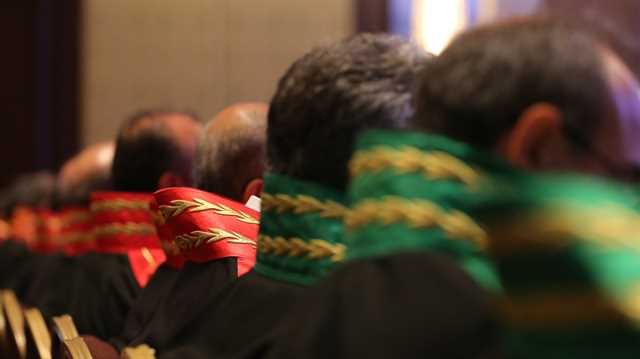 Власти уволили еще 149 судей и 44 прокурора