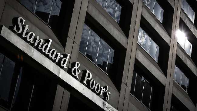 Standard & Poor’s понизило рейтинги 5 банков