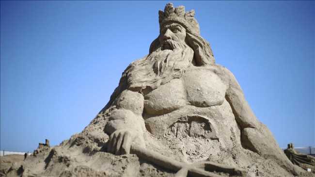В Анталии стартовал 10-й Фестиваль песчаных скульптур