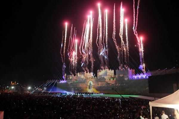 Красочная 563-я годовщина завоевания Стамбула