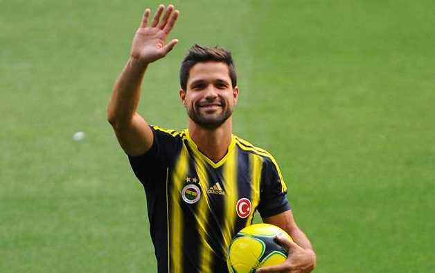 Диего разорвал контракт с «Фенербахче»