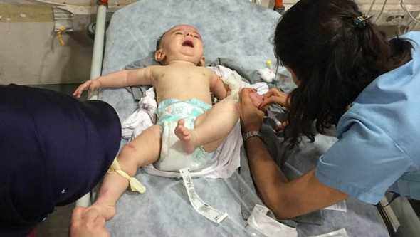 Украденный младенец выжил после падения с 4-го этажа