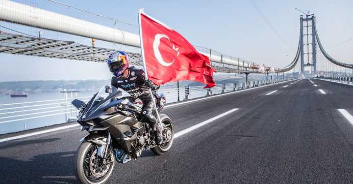 400 км/ч по новому мосту Осман Гази