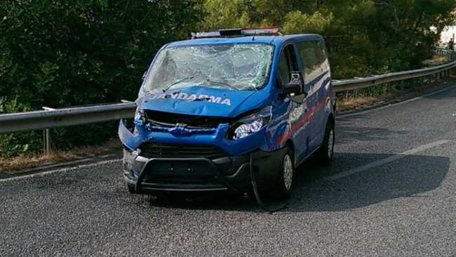 В Анталии подорвана машина жандармерии