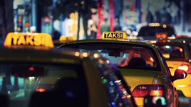 Стамбульские таксисты сравнили Uber с FETO
