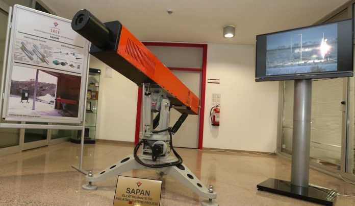 Турция представила новую электромагнитную пушку
