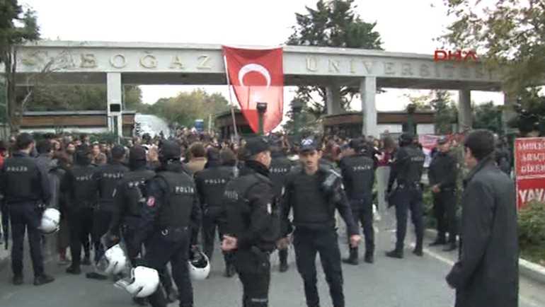 Полиция разогнала протест в Босфорском университете