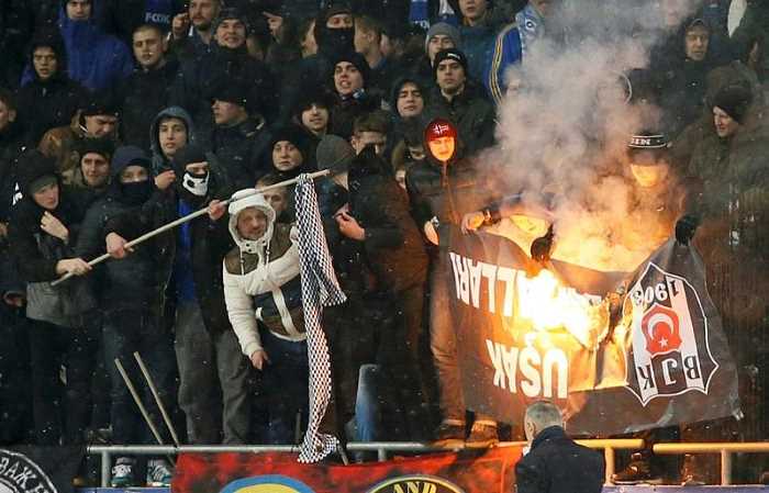 10 фанатов Бешикташа пострадали в Киеве