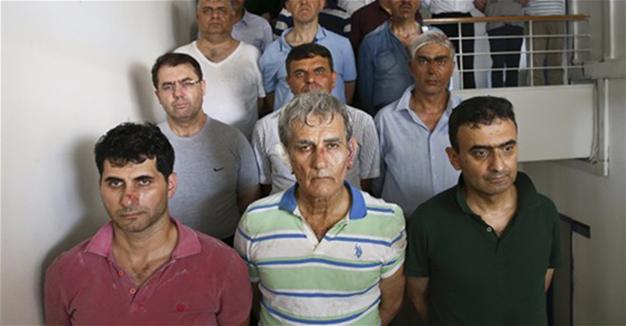 Депутаты СНР требуют встречи с заключенными генералами