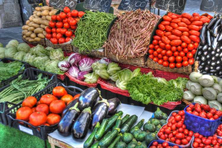 Россия разрешила ввоз ряда турецких овощей и фруктов