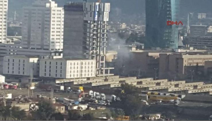 В центре Измира прогремел взрыв