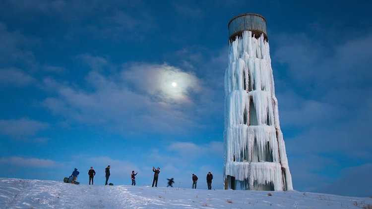 Мороз творит искусство в Ване