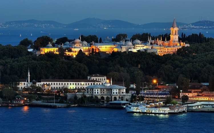 Министр: «Дворец Топкапы вне всякой опасности»