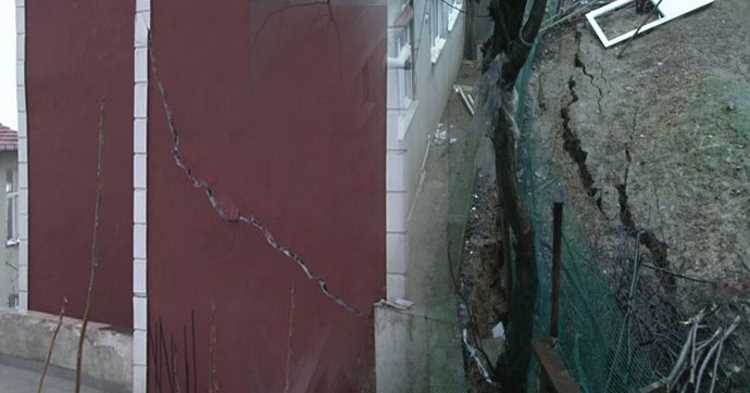 В Стамбуле эвакуировали жителей трех зданий