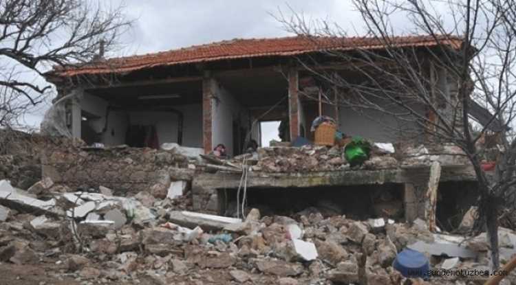 Провинцию Чанаккале продолжает трясти