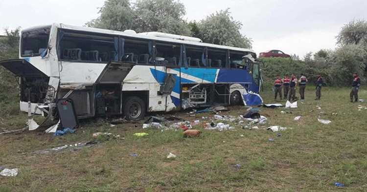 8 человек погибли в ДТП из-за уснувшего шофера