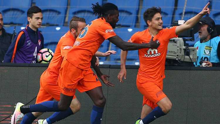 Башакшехир еще поспорит с Бешикташем за чемпионство