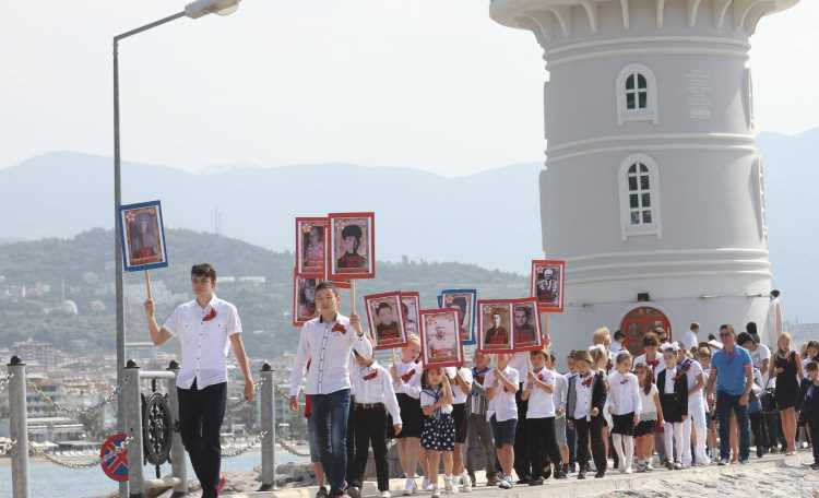 Празднования 9 мая прошли в Кемере и Алании