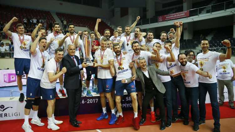 Халкбанк — волейбольный чемпион Турции
