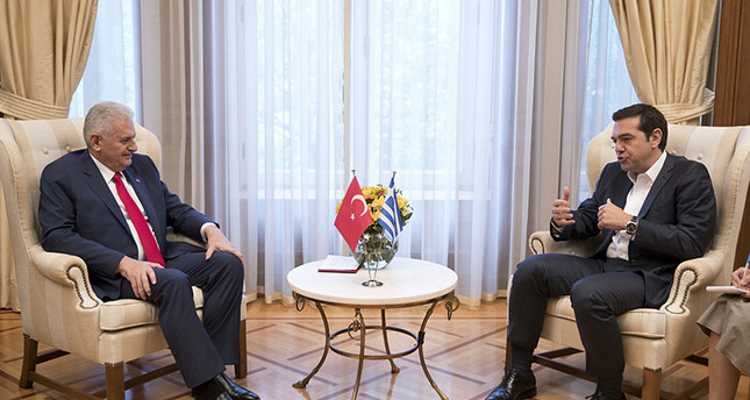 Йылдырым и Ципрас обсудили выдачу 8 путчистов