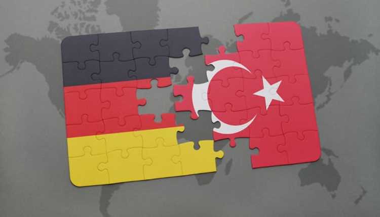 Германия снимает ограничения по Турции