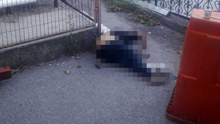 Мужчина умер во дворе больницы после выписки