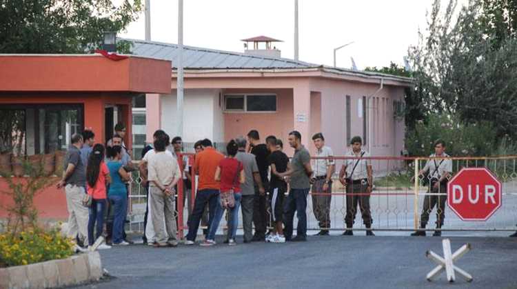 Еще 3000 заключенных выйдут на свободу досрочно