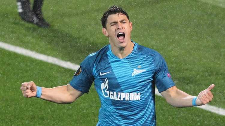 Жулиано перебирается из Питера в Стамбул