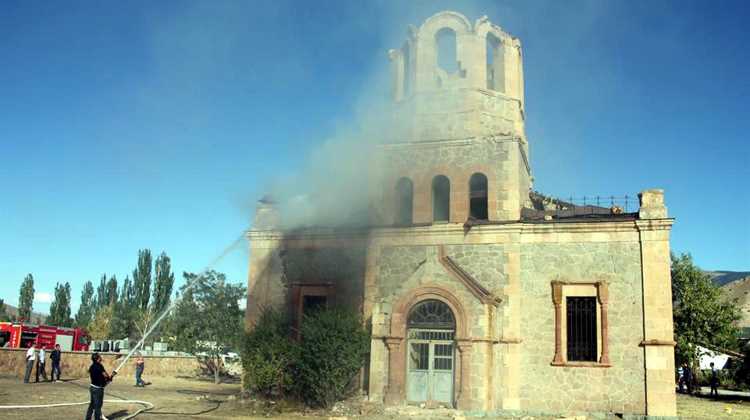 В Эрзуруме горела церковь Александра Невского