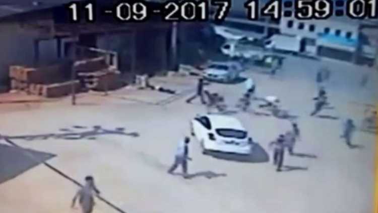 Полицейский хладнокровно застрелил трех родственников