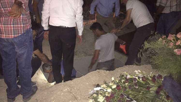 Националисты сорвали похороны матери депутата в Анкаре