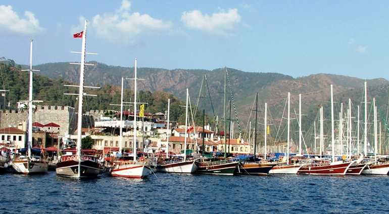 Турция запретила морские туры в Грецию