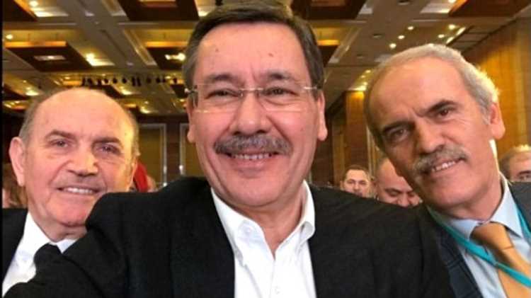 Мэры Анкары и Бурсы подали в отставку