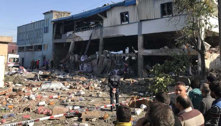 Взрыв на лакокрасочной фабрике: 5 погибших