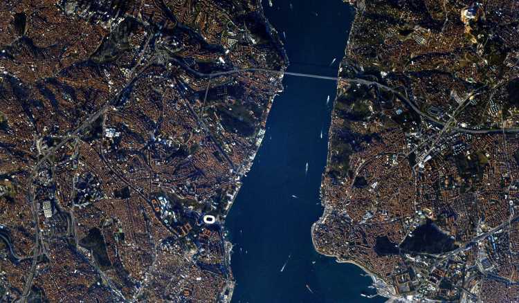 Стамбул с борта МКС глазами российского космонавта