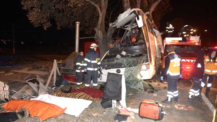 ДТП с туристами по дороге в Улудаг: 13 погибших