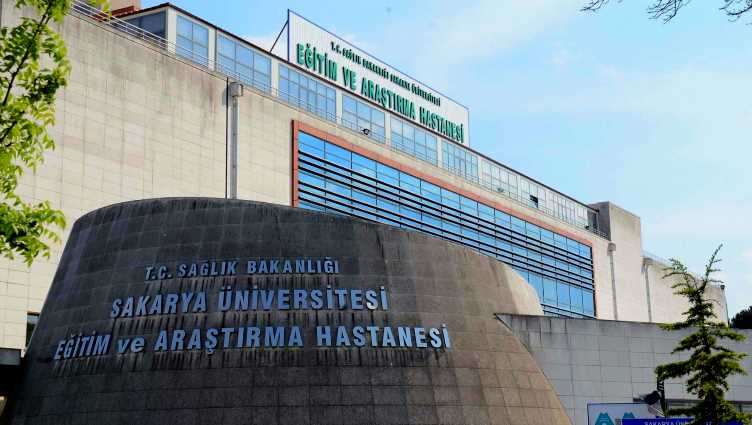 Более 70 сотрудников госпиталя отравились обедом