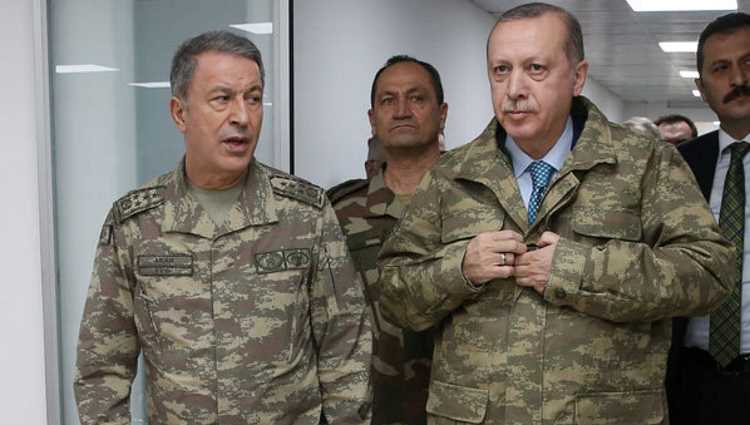Эрдоган посетил командный штаб на границе с Сирией
