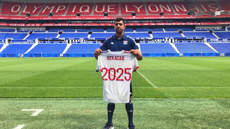 Из Первой лиги Турции во французский Лион