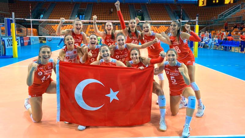 Юные волейболистки стали чемпионами Европы
